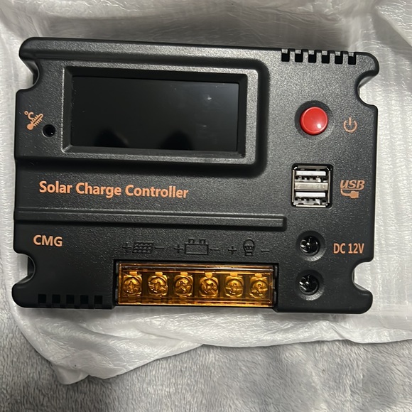 Cmg Solar Charger Controller With Lcd Display 2 Usb Port 12v24v 20a Pwm - Picture 3 of 3